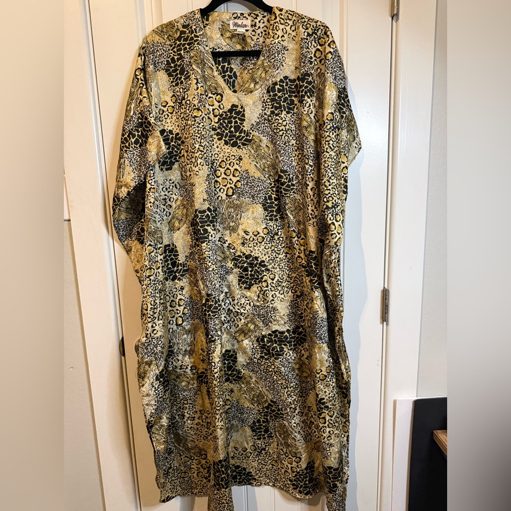 Winlar Kaftan Dress Womens metallic Animal Print Gold & Black V Neck, OSFM